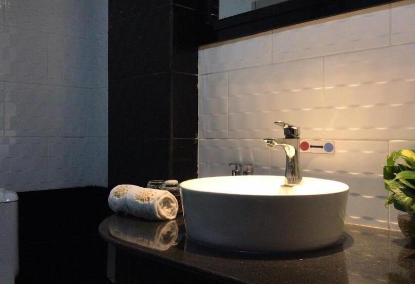 高级大房间, Aristocrat Residence &