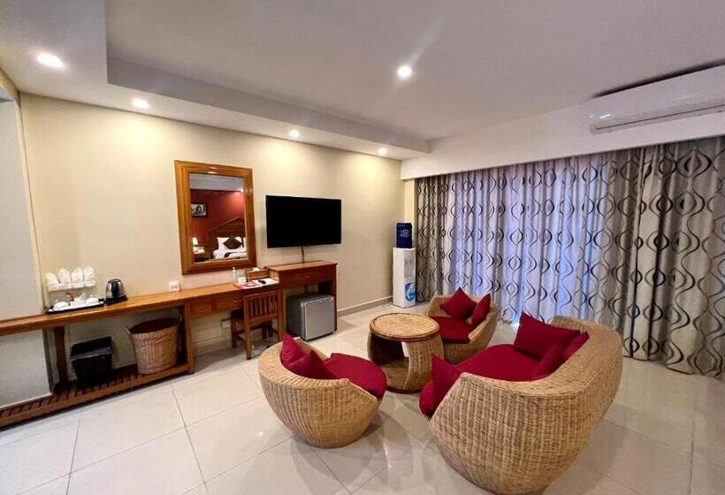 豪华家庭房间, Aristocrat Residence &