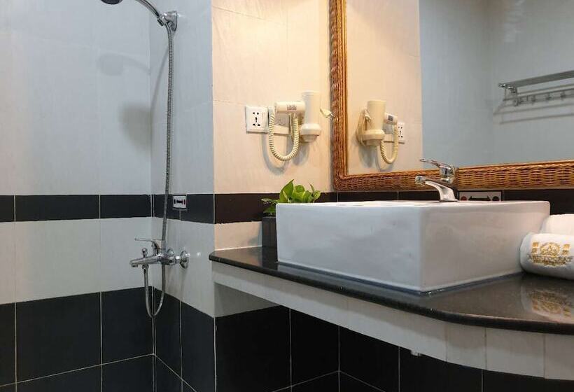 豪华海景房, Aristocrat Residence &