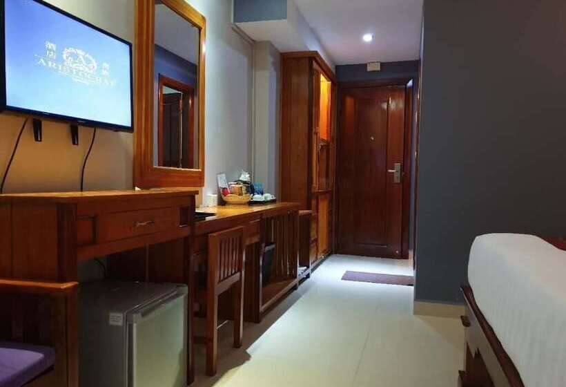 高级大房间, Aristocrat Residence &