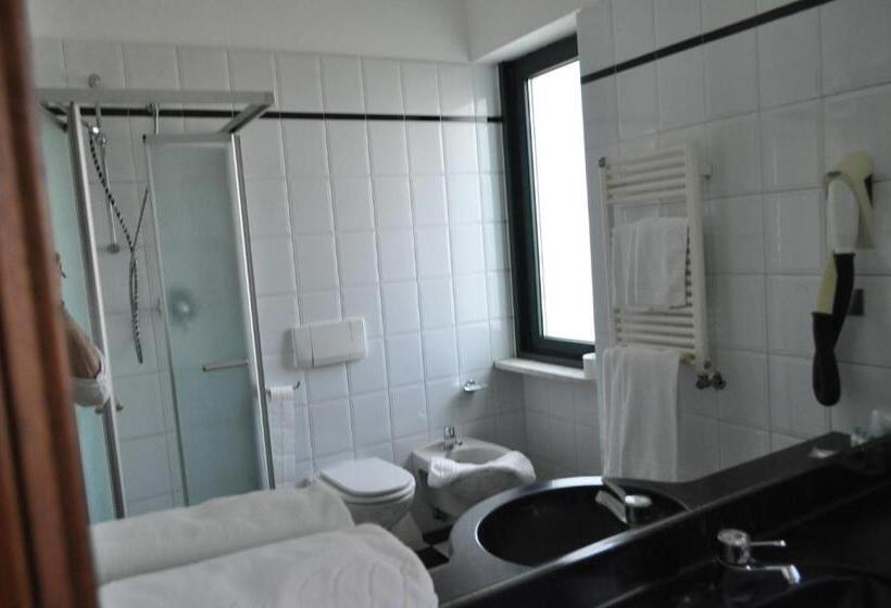 חדר סטנדרט לשלושה, Cinzia Ristorante Christian E Manuel