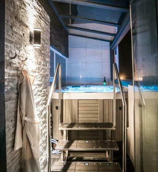 سوئیت با وان آب گرم, Diamond Suites By Reykjavik Keflavik Airport