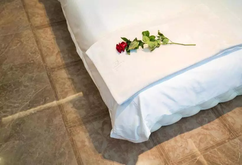 سوییت جونیور با بالکن, Diamond Suites By Reykjavik Keflavik Airport