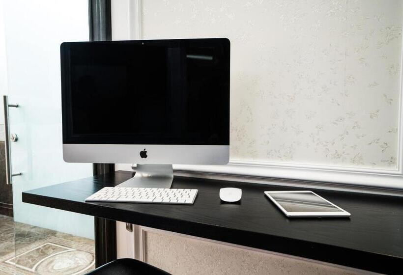 سوئیت با وان آب گرم, Diamond Suites By Reykjavik Keflavik Airport