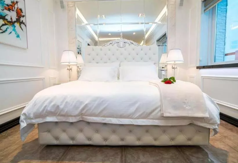 سوییت جونیور با بالکن, Diamond Suites By Reykjavik Keflavik Airport