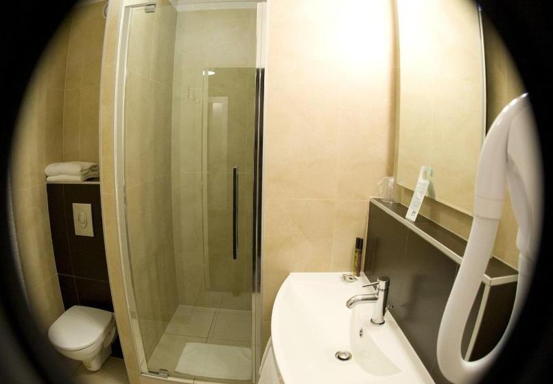 スタンダードルーム, Enzo Hôtels Diane   Logis Amnéville