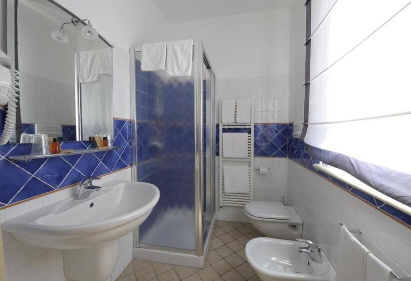 اتاق ساده سه نفره, Il Vecchio Mulino