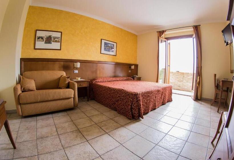 اتاق استاندارد چهار تخته, Il Vecchio Mulino