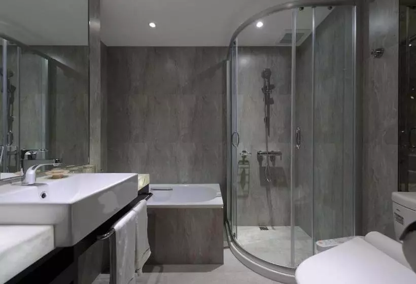 اتاق لوکس با بالکن, K Hotel Taipei Songjiang