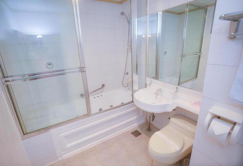 Quarto deluxe, Noblesse Tourist