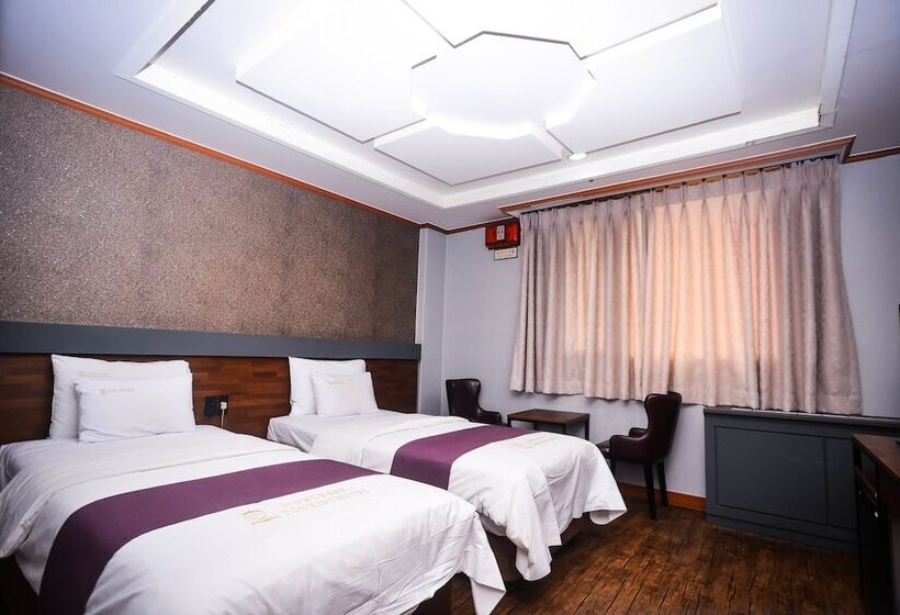 Quarto standard, Noblesse Tourist