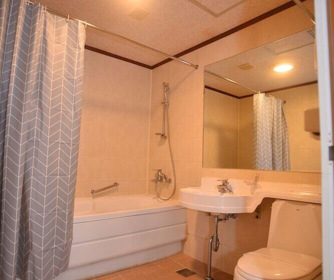 Quarto standard, Noblesse Tourist