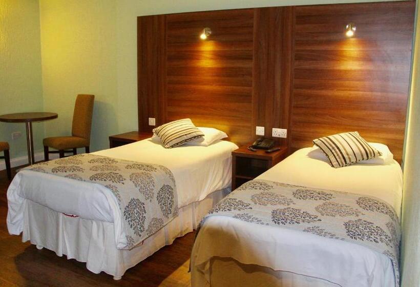 스탠다드 룸, Oliver Cromwell