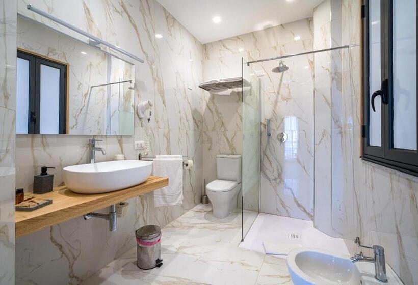 サイドシービューファミリールーム, Taormina Palace