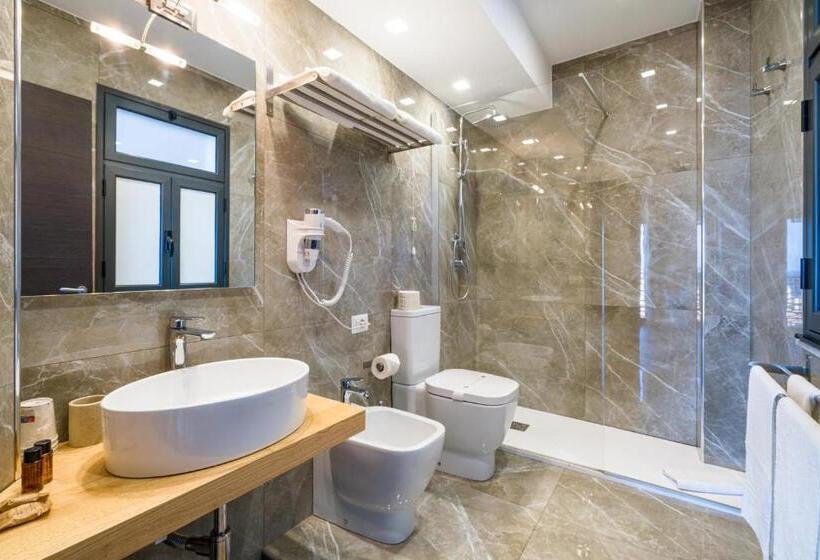 オーシャンビューファミリールーム, Taormina Palace