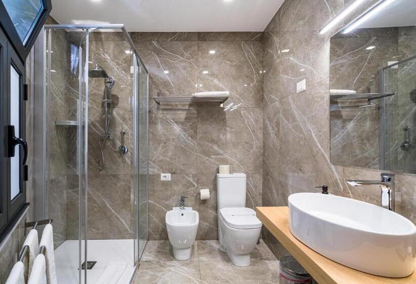 バルコニーつきオーシャンビュースーペリアルーム, Taormina Palace