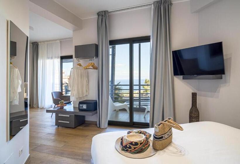 サイドシービューファミリールーム, Taormina Palace