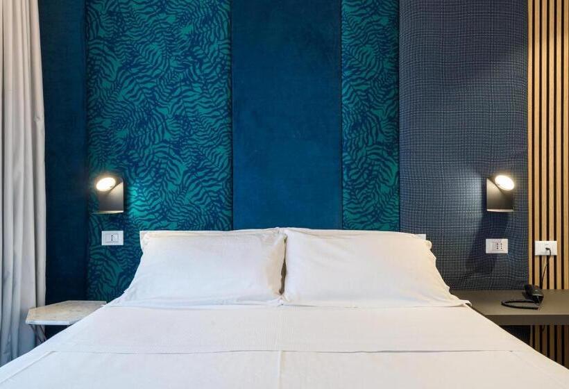 オーシャンビューデラックスルームバルコニー付き, Taormina Palace