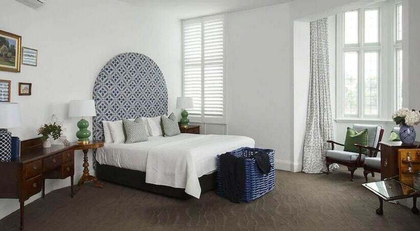 高级工作室, The Provincial Boutique