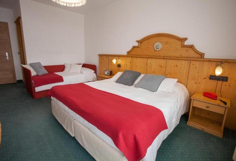 스탠다드 트리플 룸, Vallee Blanche Courmayeur