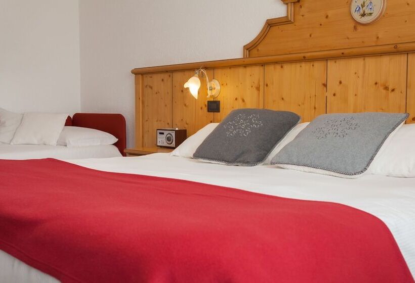 스탠다드 트리플 룸, Vallee Blanche Courmayeur