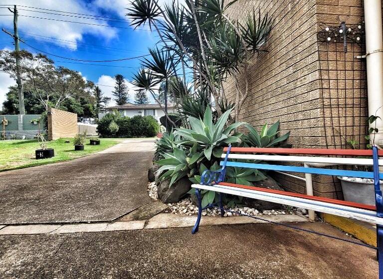 اتاق استاندارد, Raceview Motor Inn