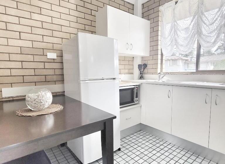 اتاق لوکس, Raceview Motor Inn