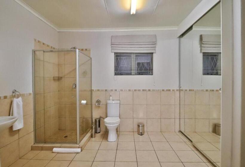 패밀리 룸, Fin And Feather Guest Lodge