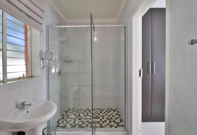 스탠다드 룸, Fin And Feather Guest Lodge