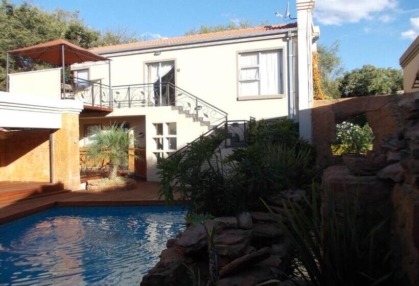 이그제큐티브 스위트, Homestay Travel Guest House