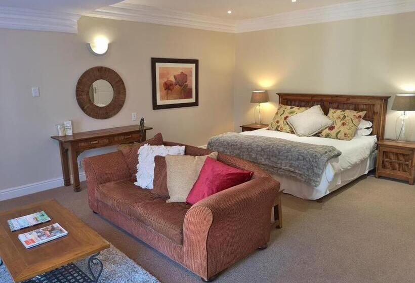 מיטת קינג בסוויטה, Val D  Or Estate