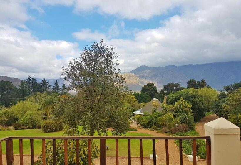 סוויטה נוף להרים, Val D  Or Estate