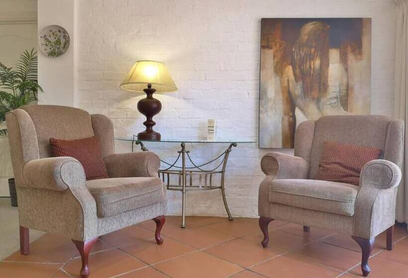 סוויטה, Val D  Or Estate