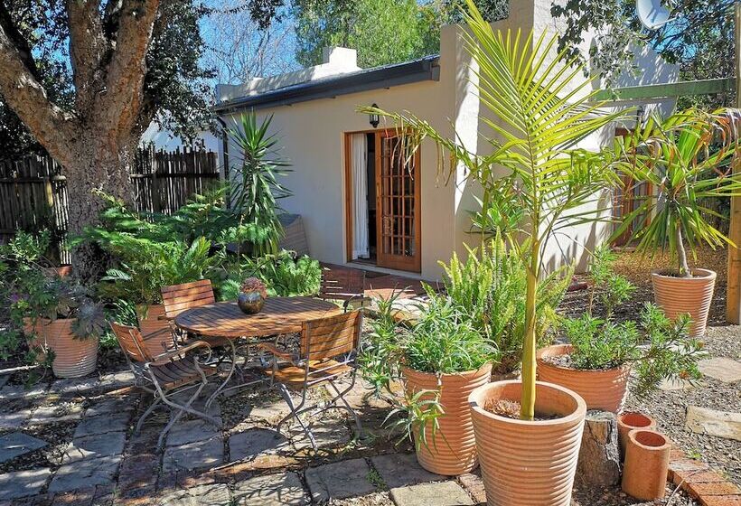 סוויטה, Val D  Or Estate