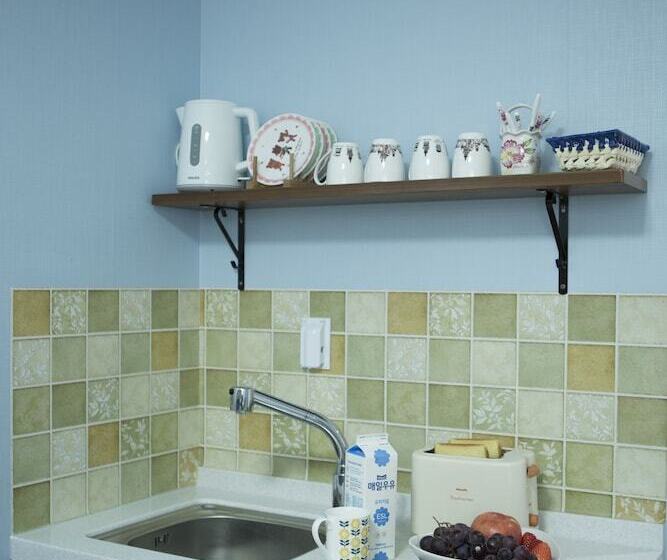 Cameră Familiară, Well Plus Guest House