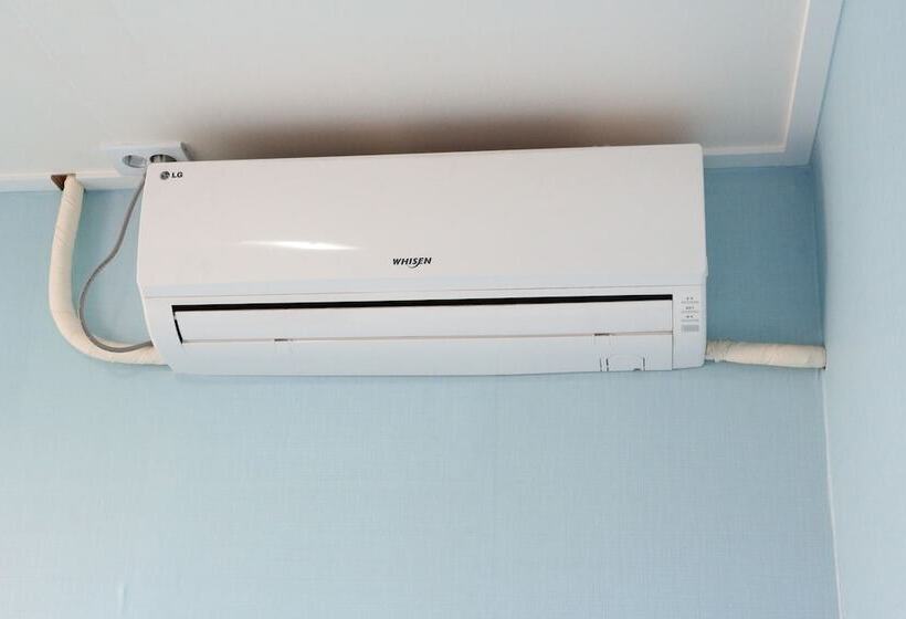 Cameră Triplă Standard, Well Plus Guest House