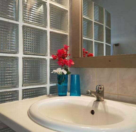 بانگلوی استاندارد, Ti Village Creole