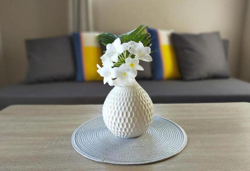 بانگلوی استاندارد, Ti Village Creole