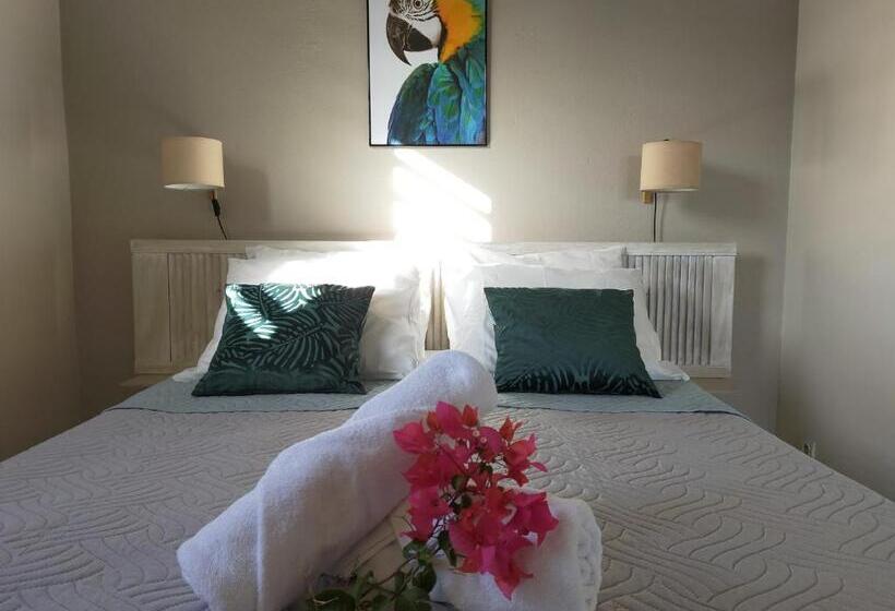 بانگلوی استاندارد, Ti Village Creole