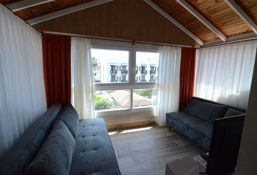 ペントハウスルーム, Arda Apart