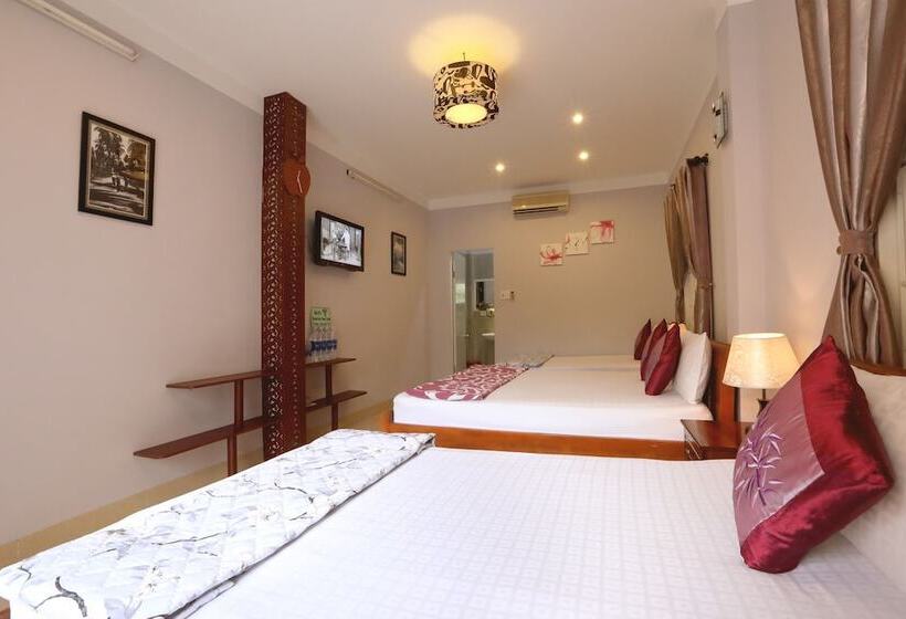 اتاق خانوادگی با چشمانداز باغ, Green Garden Homestay