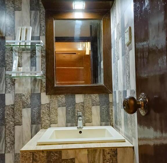 اتاق لوکس, Air Inn Dhaka Airport View