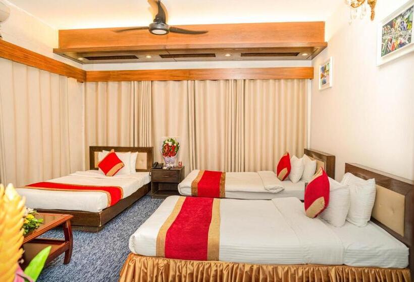 اتاق سوپریور سه تخته, Air Inn Dhaka Airport View