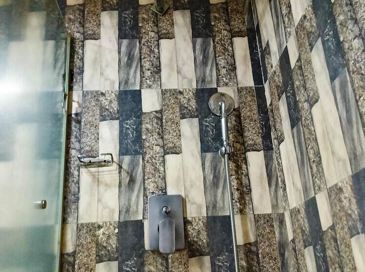 اتاق لوکس, Air Inn Dhaka Airport View