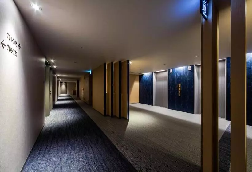 Basic-huone Parivuode, Daiwa Roynet Hotel Tokushima Ekimae
