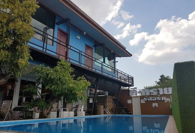 高级工作室, Dsine Resort