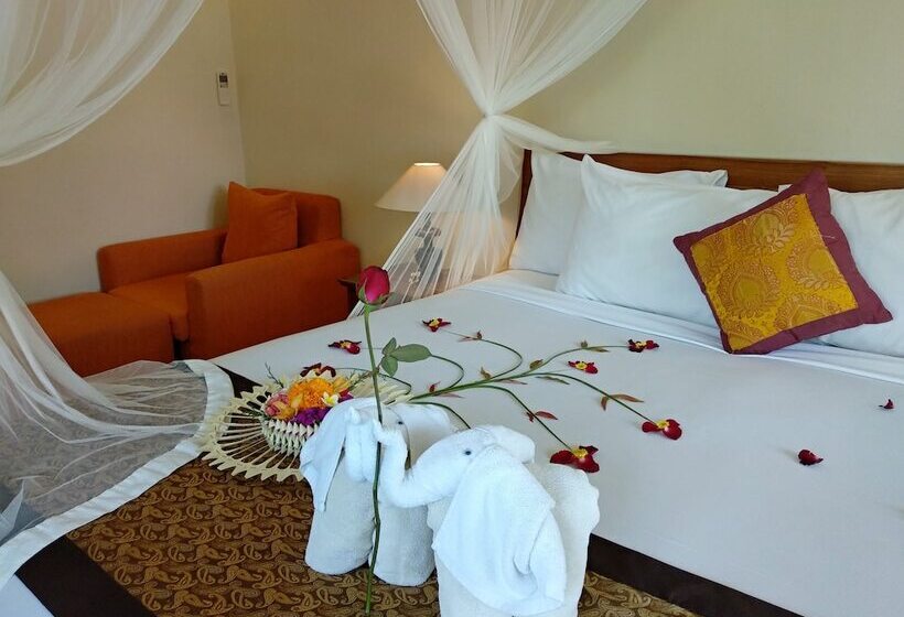 חדר דלוקס נוף בריכה, Intan Villa & Suite Ubud