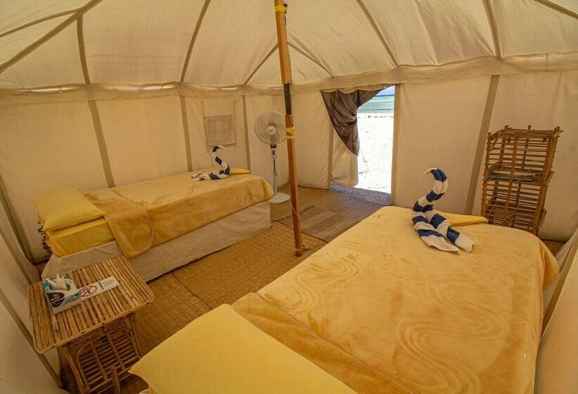 چادر با خدمات رفاهی استاندارد, Marsa Shagra Village