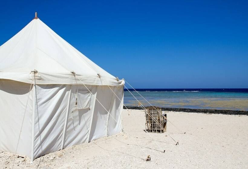 چادر با خدمات رفاهی استاندارد, Marsa Shagra Village