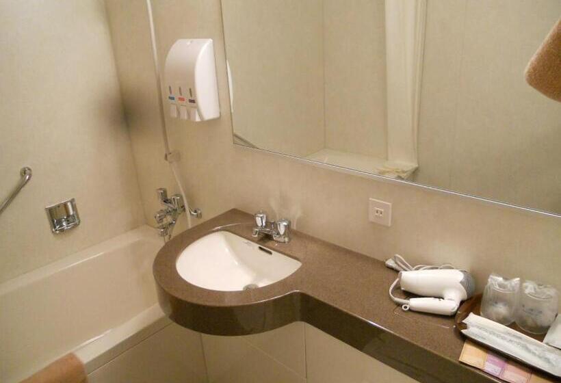 Номер Стандарт Трехместный, Nikko Station Hotel Classic